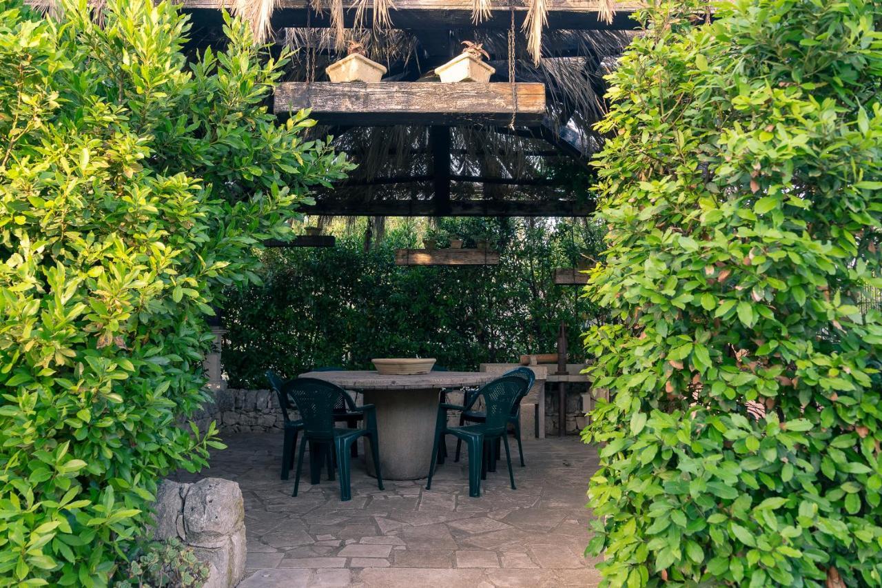 Dependance In Villa Con Piscina Ragusa Exterior foto
