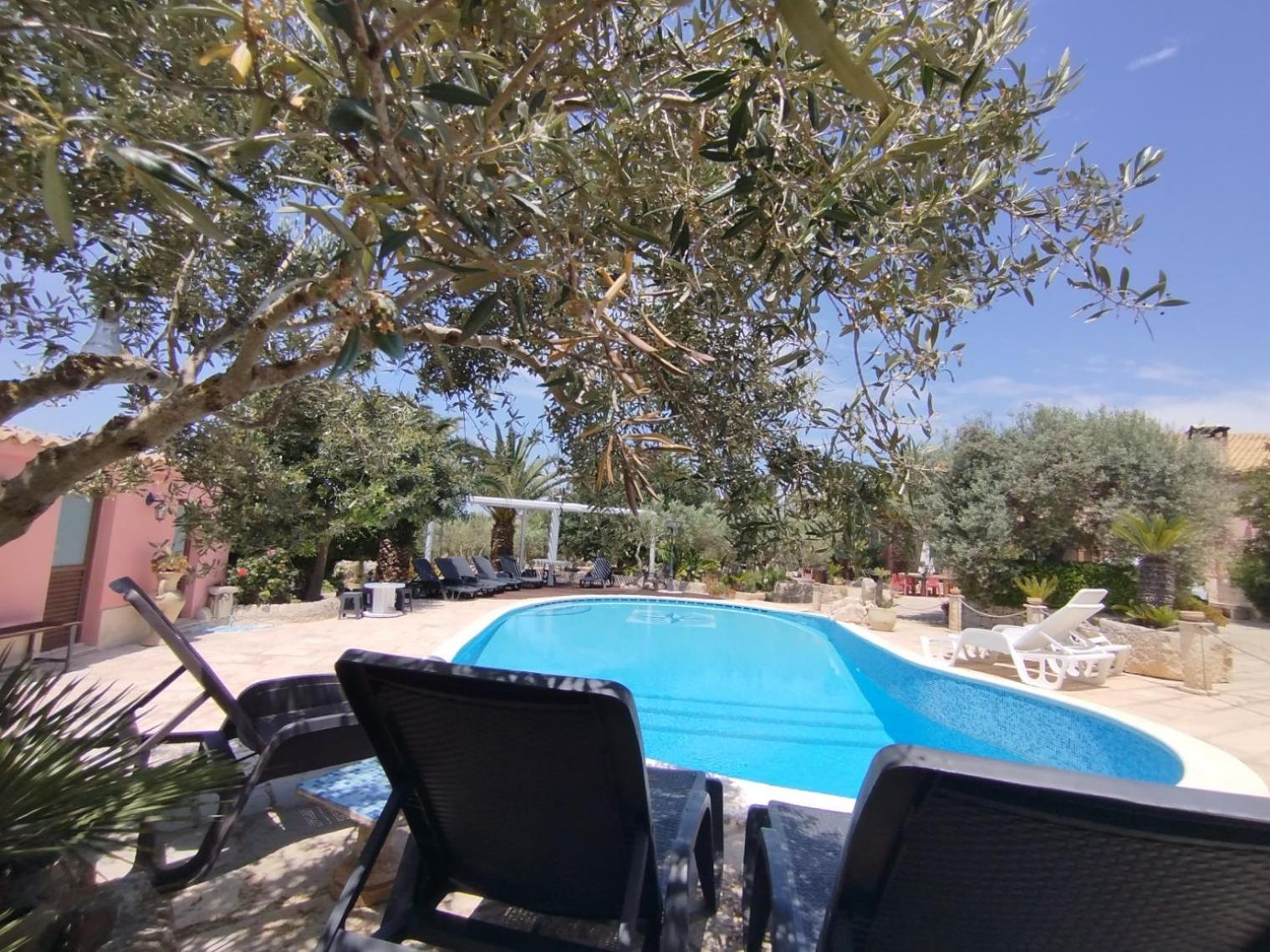 Dependance In Villa Con Piscina Ragusa Exterior foto